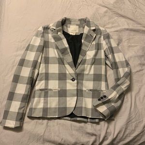 Women’s Black and White Blazer